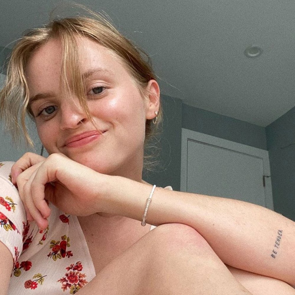 Meet your Posher, Elizabeth